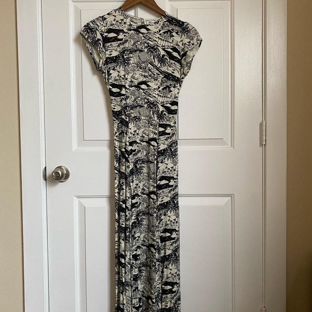 Reformation dress size 4 black and white open back